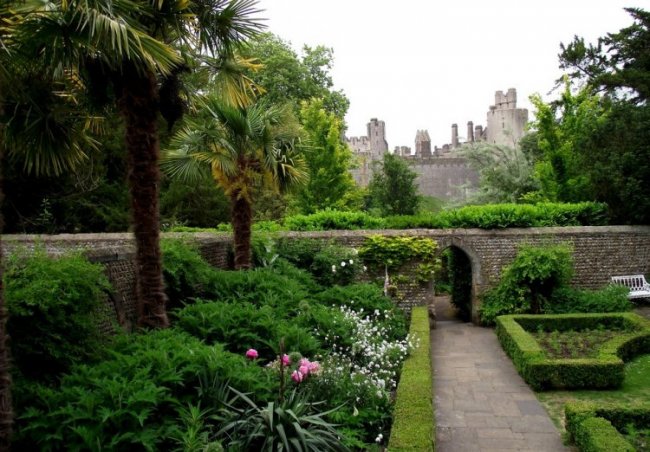 Замок Хэтли и его сады