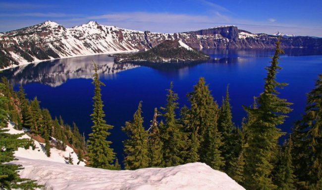 Озеро-кратер в Орегоне