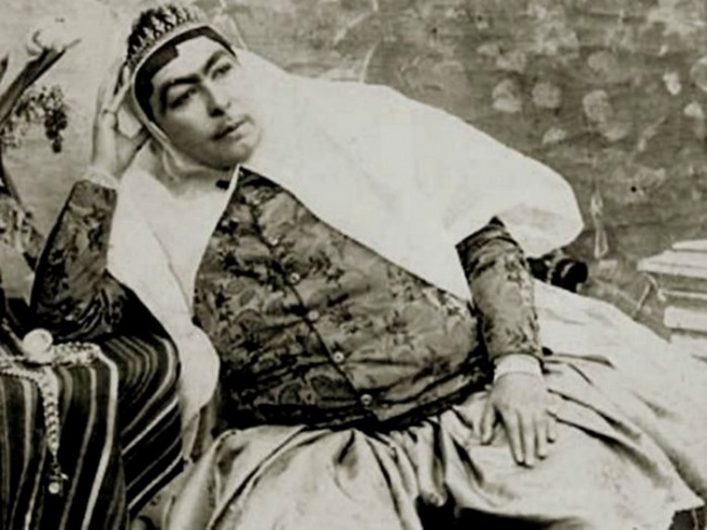 Так выглядели несравненные женщины иранского шаха