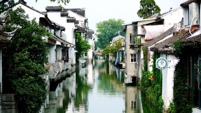 7 самых красивых городов на каналах