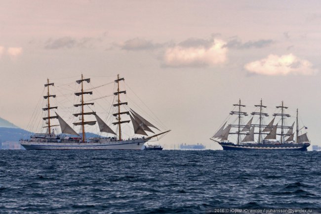 Фантастическое зрелище: паруса над Чёрным морем