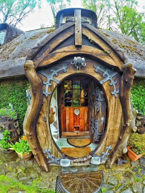 Сказочный домик хоббита в Шотландии