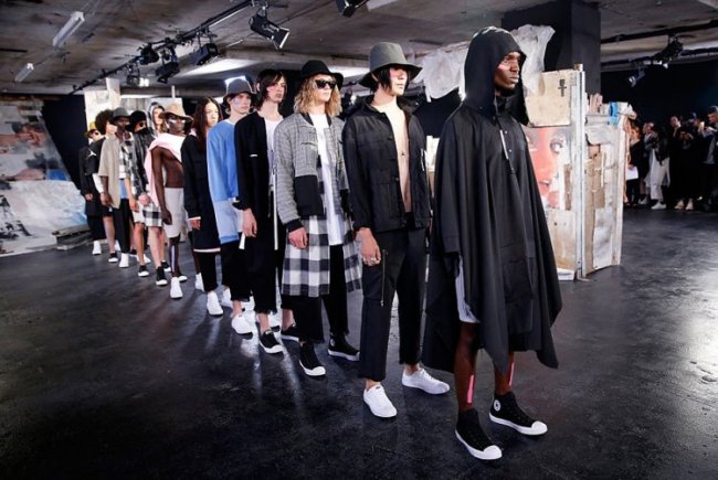 Странные наряды Недели мужской моды в Лондоне