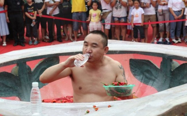 Китайские соревнования по поеданию острого перца