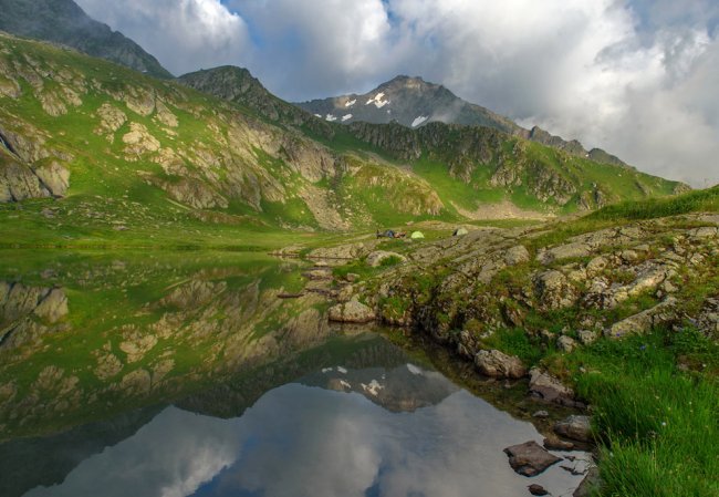 Озеро Григора на красивейшей вершине Кавказа