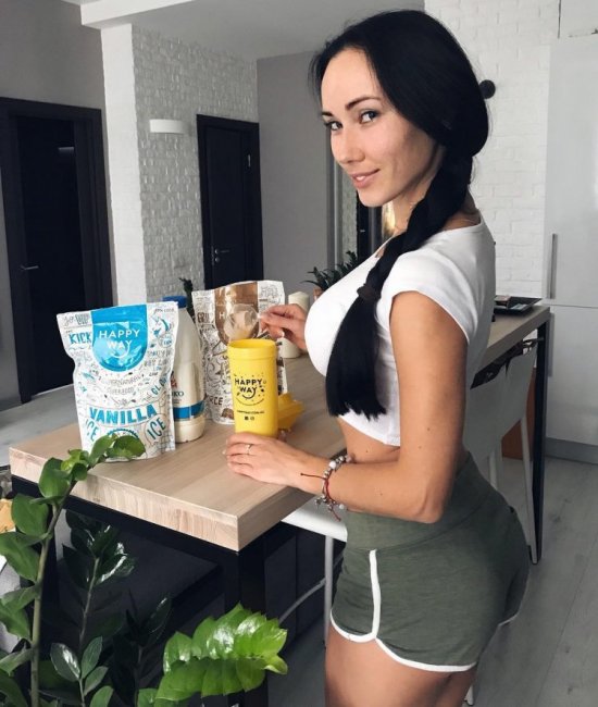 Нина Сереброва на снимках из Instagram