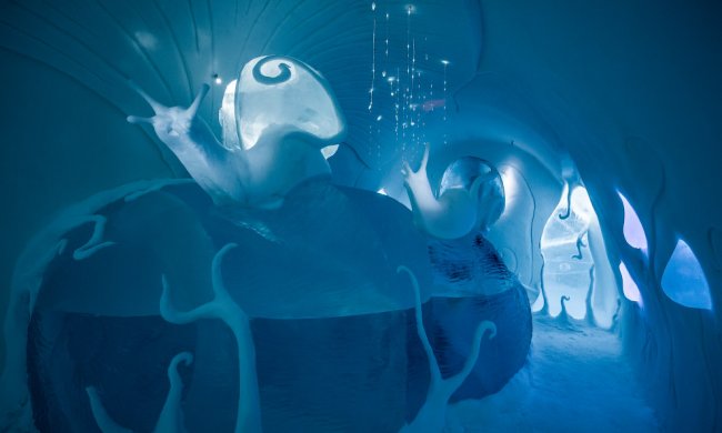 Невероятный ледяной отель Ice Hotel в Швеции