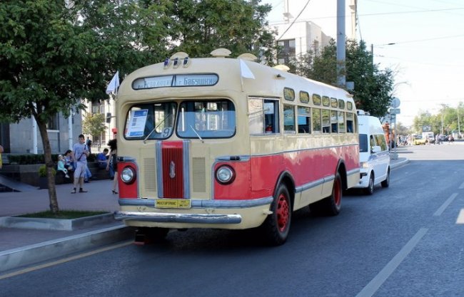 ЗИC-155: легенда среди советских автобусов