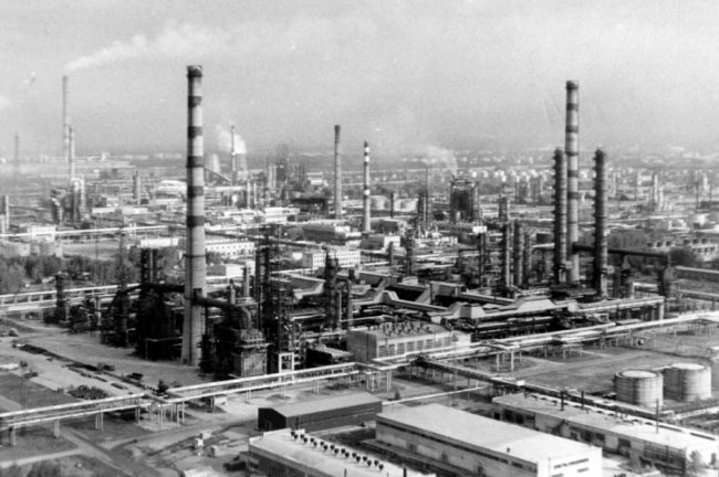 Во что превращается Омский нефтеперерабатывающий завод