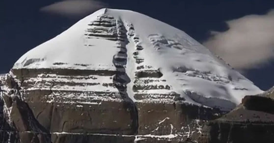 Самая загадочная гора-пирамида в мире. Гора Кайлас