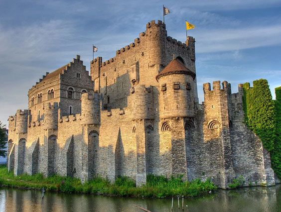 Древний замок Гравенстен — тысячелетняя память Фландрии