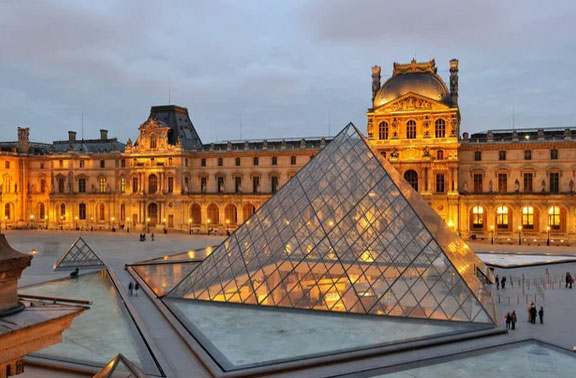 Парижский Лувр: крепость, дворец, музей