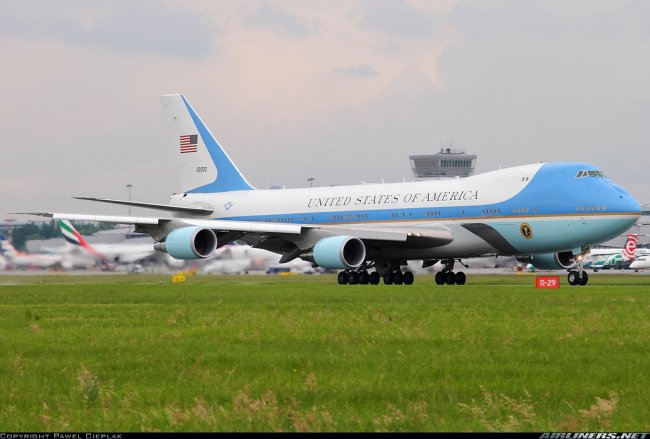 Как выглядят самолёты президентов разных стран