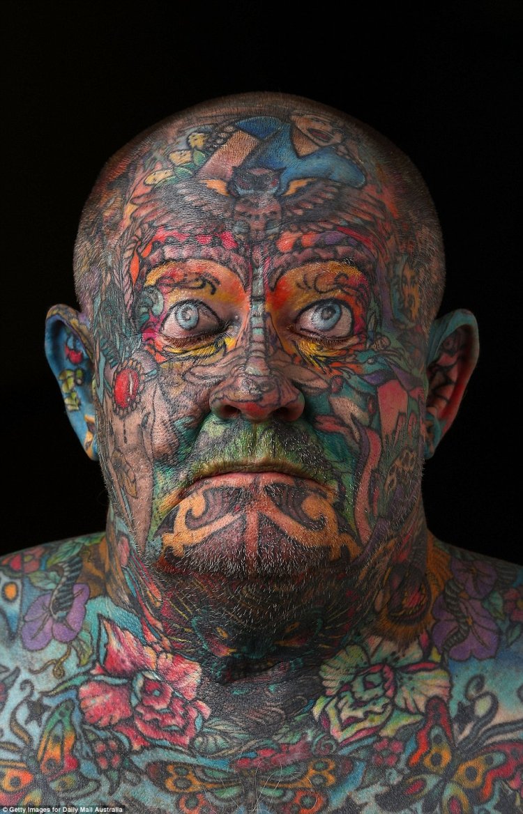 Самый татуированный человек
